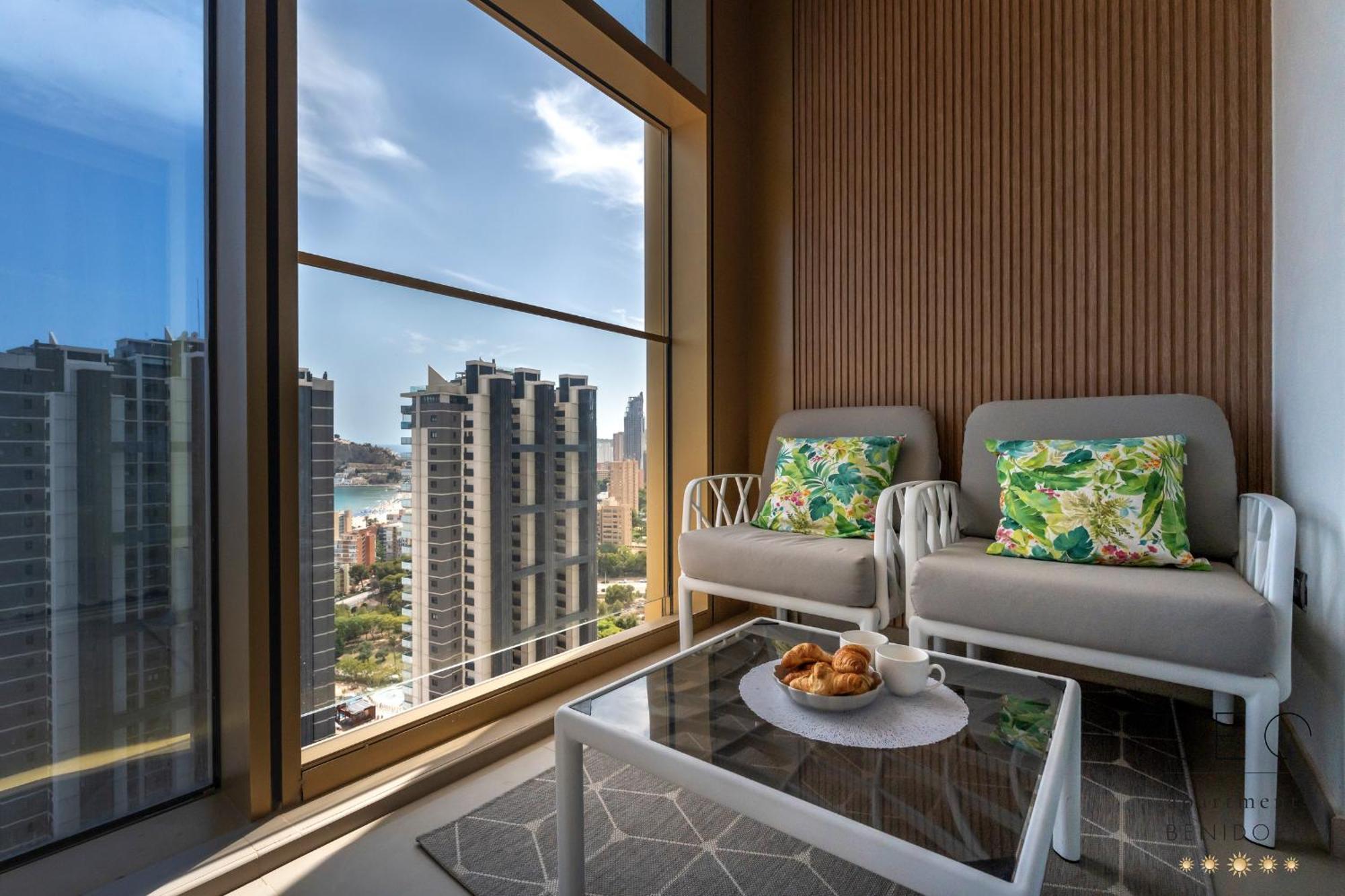 Intempo Residence By Leo Apartments بينايدورم المظهر الخارجي الصورة