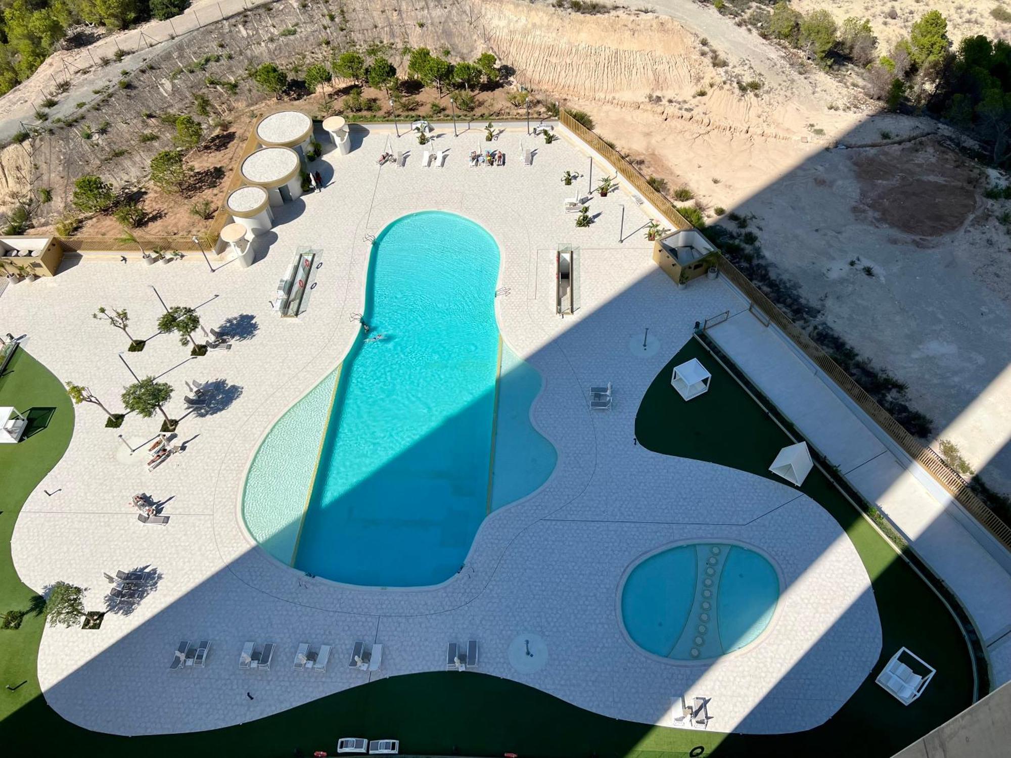 Intempo Residence By Leo Apartments بينايدورم المظهر الخارجي الصورة