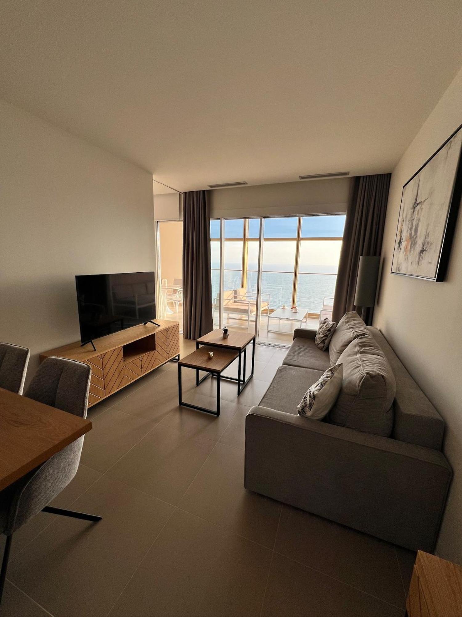 Intempo Residence By Leo Apartments بينايدورم المظهر الخارجي الصورة