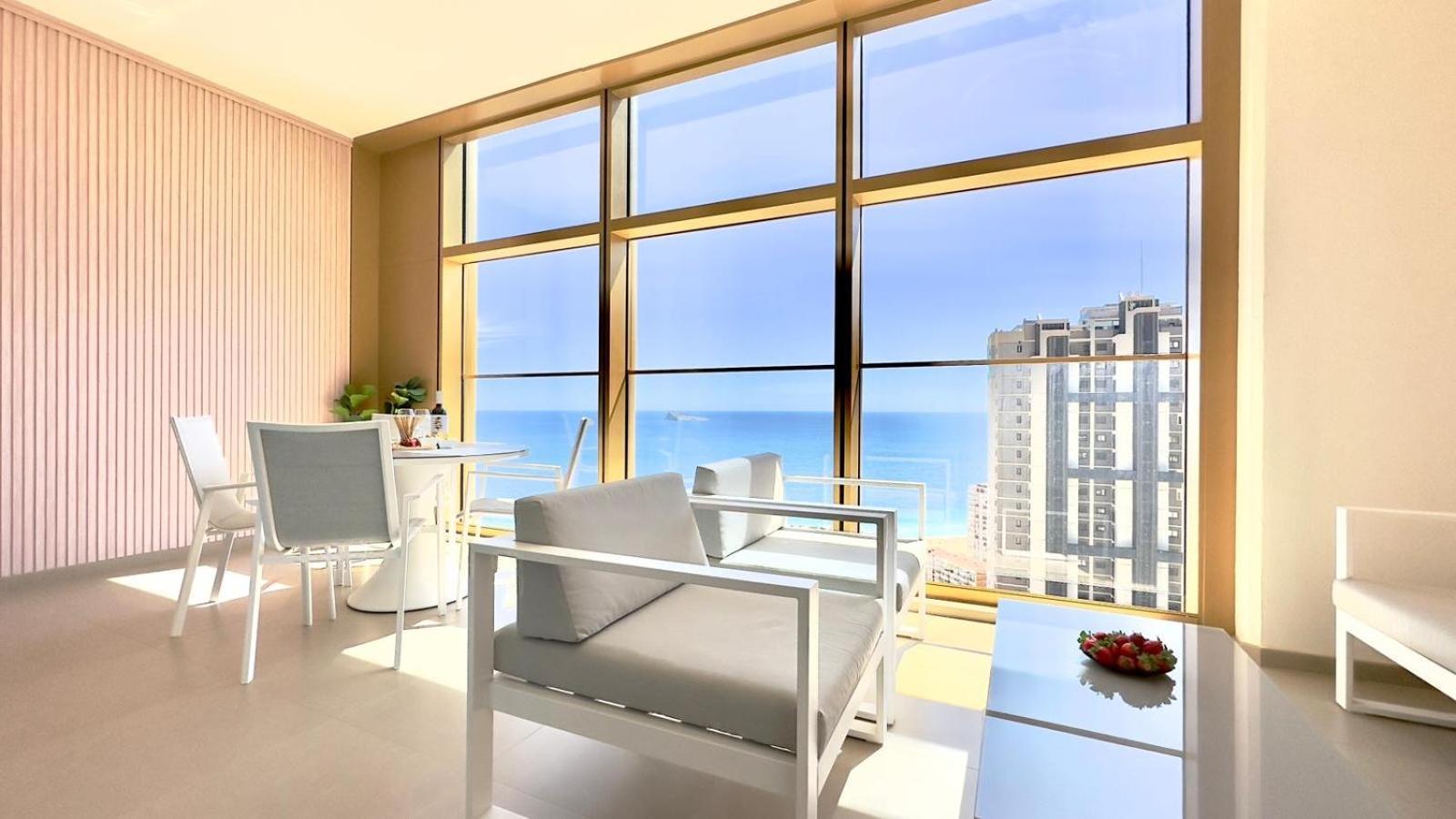 Intempo Residence By Leo Apartments بينايدورم المظهر الخارجي الصورة