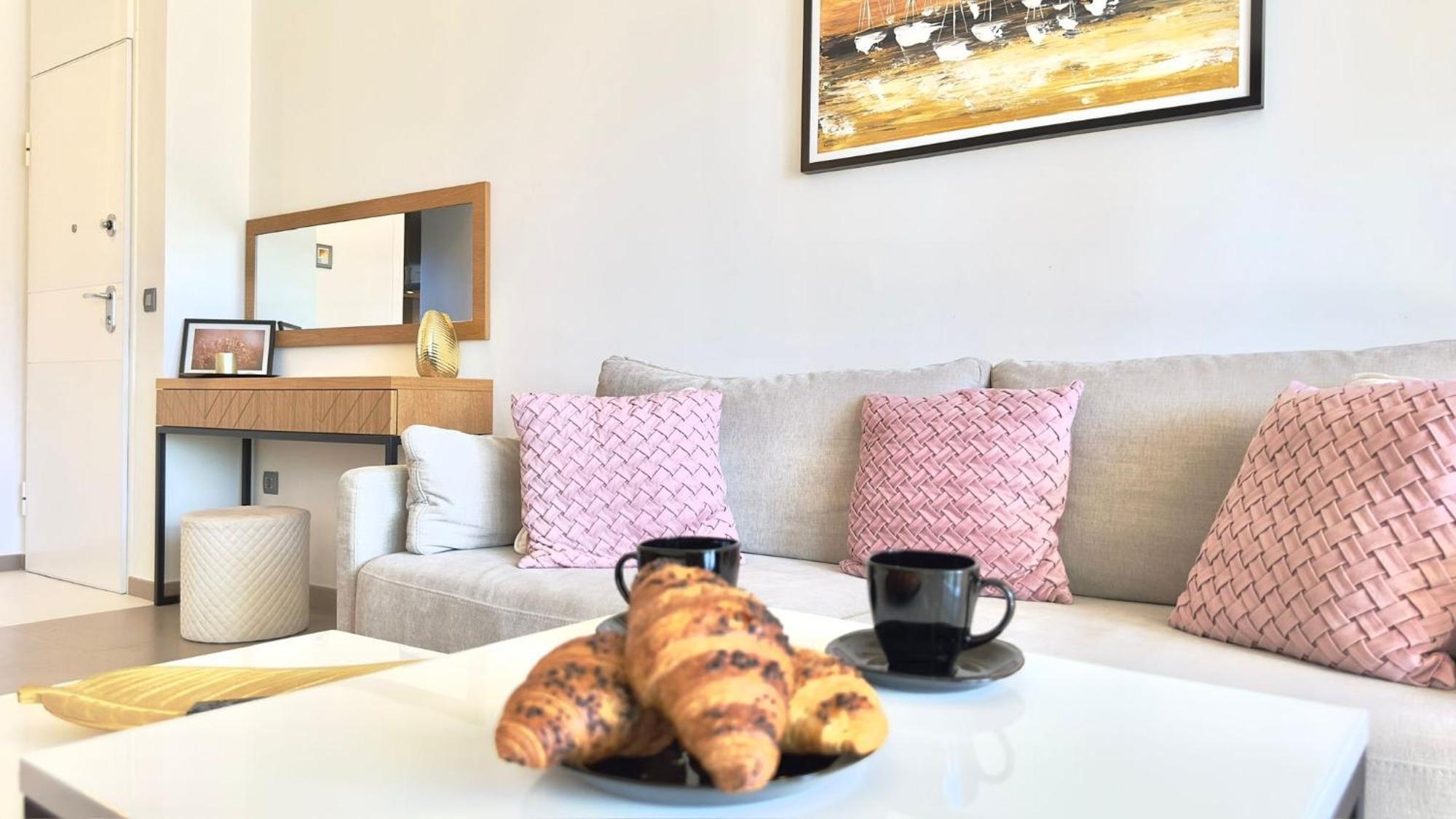Intempo Residence By Leo Apartments بينايدورم المظهر الخارجي الصورة